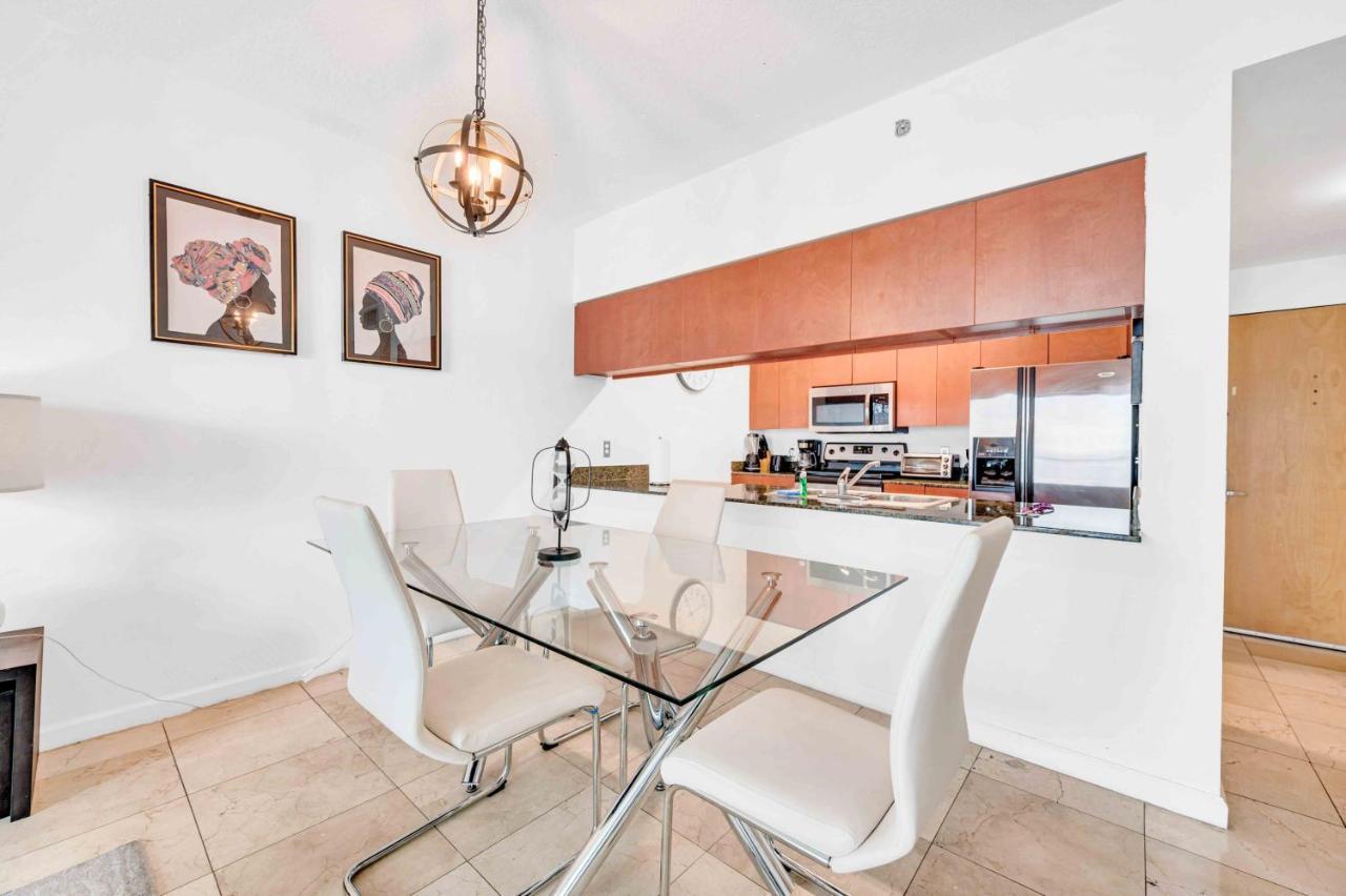 Modern 1 Bed In The Heart Of Brickell With Free Parking Appartement *